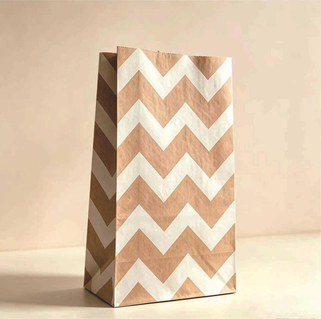 In-Stock Kraft Paper Bags - Creative Disposable Cookie and Candy Packaging for Birthdays (6 Designs)