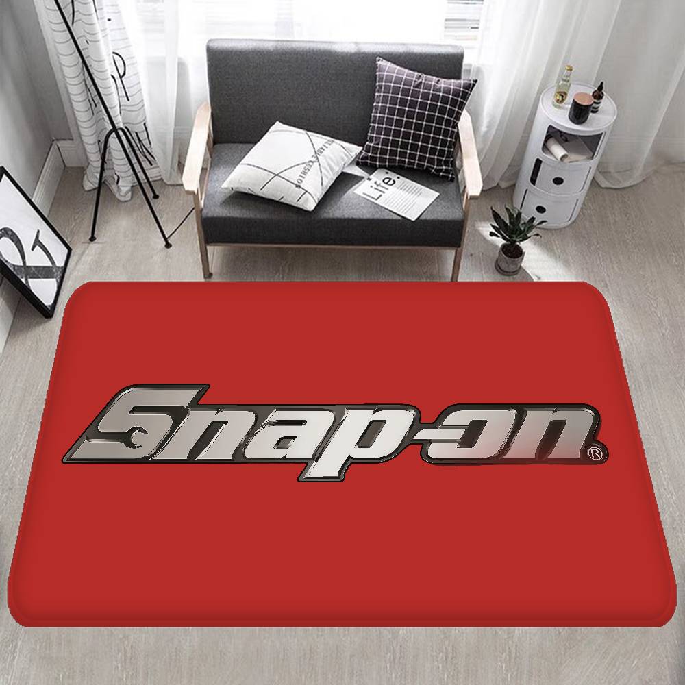 

S-Snap-On LOGO Floor Mat Kids Room Bedroom Decoration Balcony Anti-Slip Doormat Living Room Welcome Rug 40x60cm