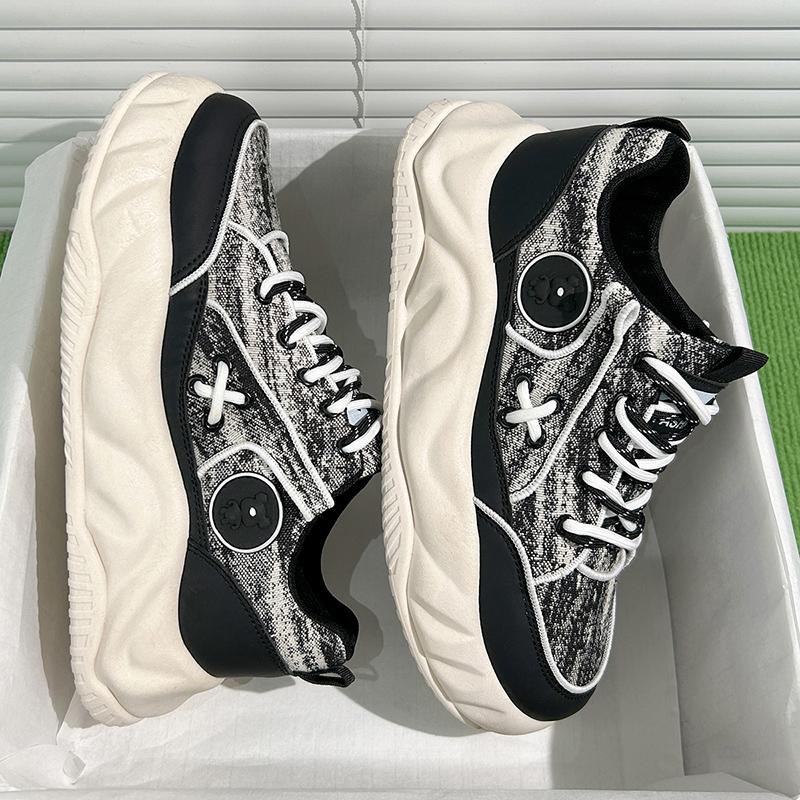 

Thick Soled Men Canvas Shoes Breathable Comfort Men Casual Sneakers Non-Slip Wear-Resistant Platform Walking Running Sport Shoes 39