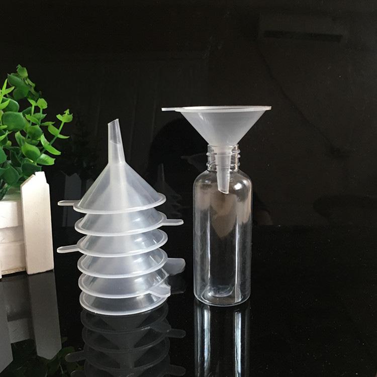 Sada PP plastových lievikov 30-120 mm: Veľký & Malý na Experimenty & Dávkovanie