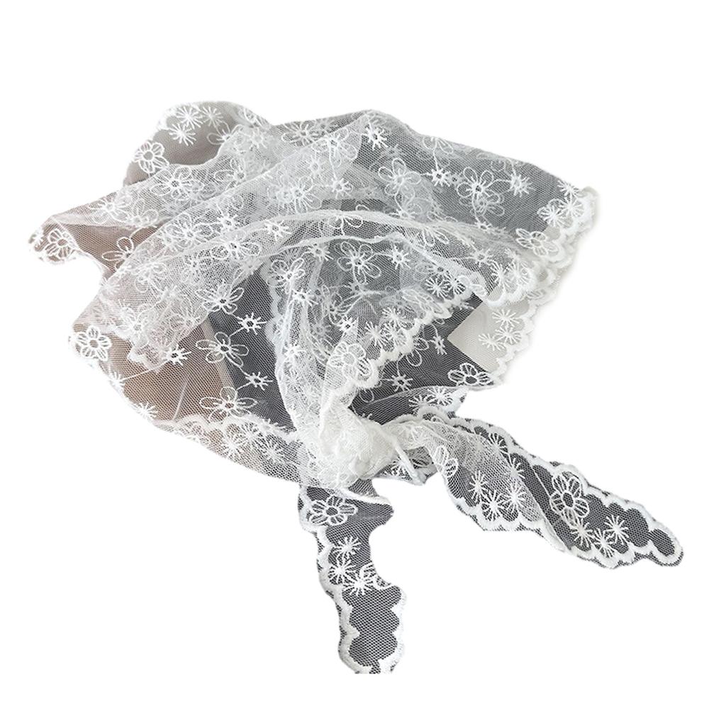 Vintage Style Lace Triangle Scarf for Home Decors Fashion Headwrap with Floral Patterns and Breathable Polyester Fabric