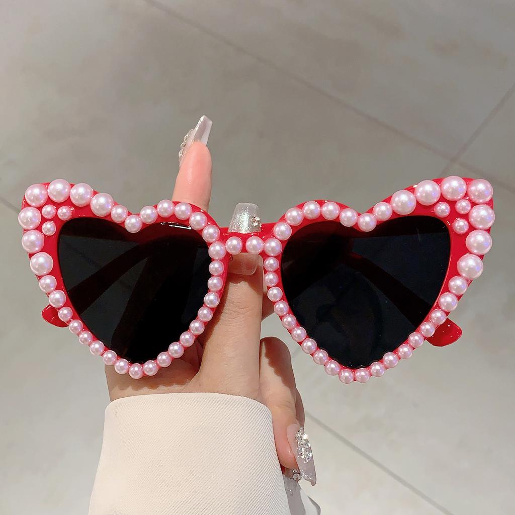 KAMMPT Fashion Heart Design Shades White Pearl Candy Color Decor Sunglasses Stylish Brand Pink Beach Sun Eyeglasses for Women's