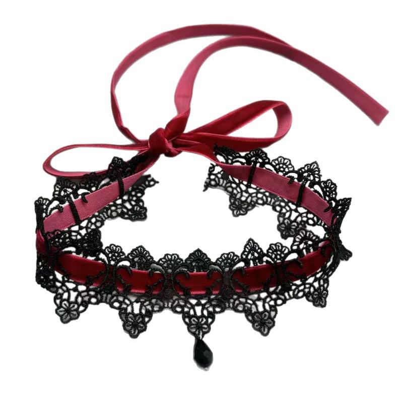 Dámský černý krajkový choker na zavazování - Sexy halloweenský doplněk řetízek na klíční kost
