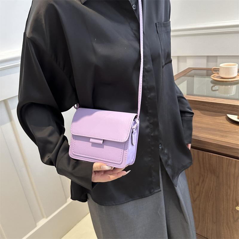 Women's simple fashion temperament casual small bag women's spring new shoulder bag beautiful messenger bag