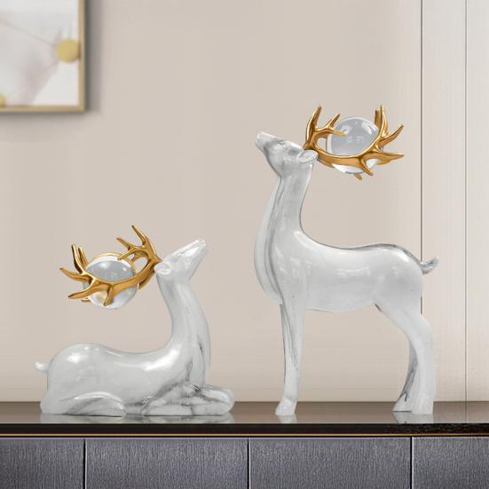 2Pcs Wealth Deer Ornament The Deer of Fortune Figurine Resin Modern Artistic Tabletop Deer Statue Gift for Birthday Housewarming