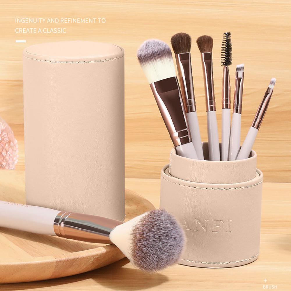 

BANFI 7Pcs Eyeshadow Foundation Lip Makeup Brush Set with Cylindrical Box Purple