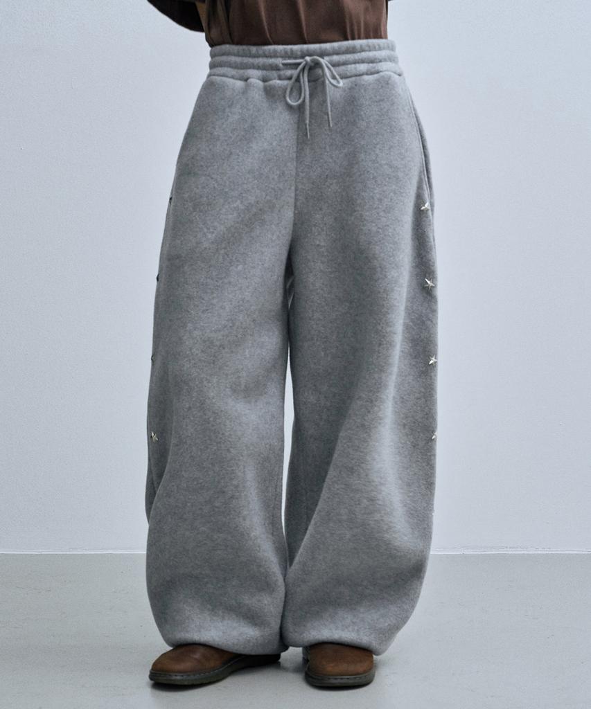 Lujeoseukeulleob Star Stud Wide Fleece Sweatpants Gray