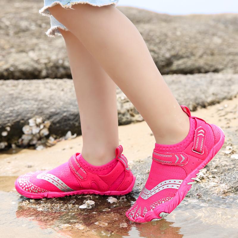 Quick Drying Wading Sneakers for Boys Girls Breathable Kids Swimming Aqua Shoes Anti-slip Lightweight Water Sports Shoes for Surfing Diving Boating