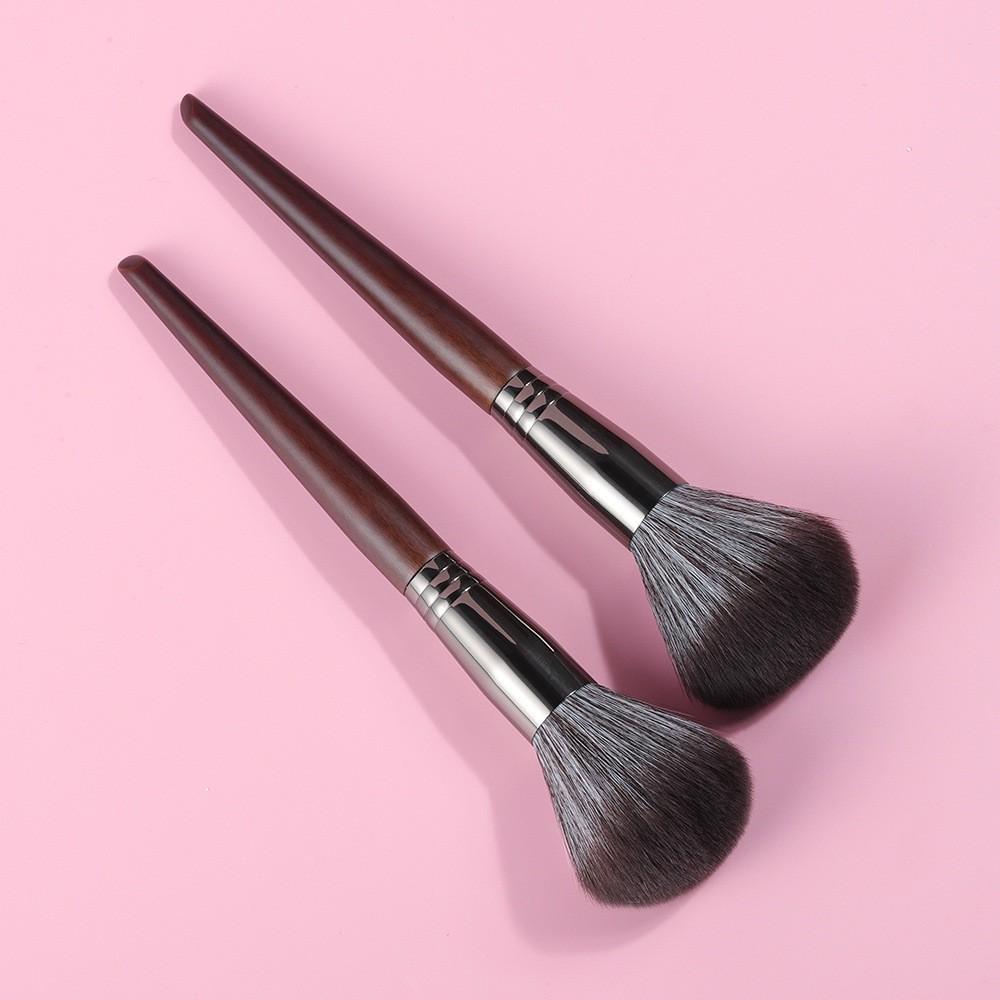 Bai Sui Shan Yang Green Sandalwood Large Loose Powder Brush - Soft Animal Hair for Blush and Contour