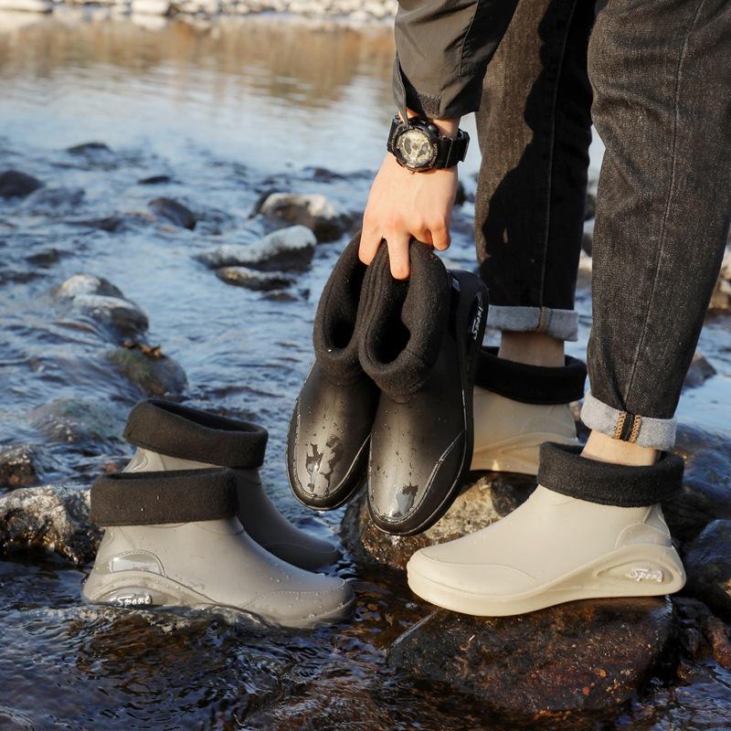 Men's Rain Shoes Non-slip and Waterproof Fashion Rain Boots Fleece Thermal Rubber Shoes Kitchen Work Medium Tube Short Tube Water Shoes