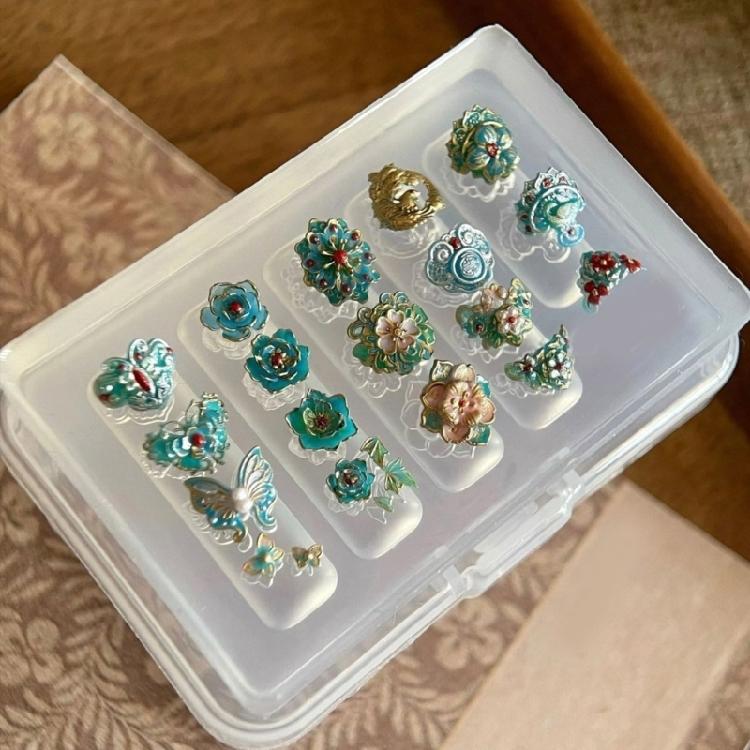 Silicone Nails Art Moulds Accessory Molds Flower Theme Nails Decorative Mold Silicone Texture Suitable for Various Types