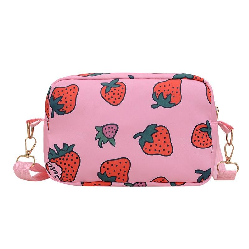 Fashion Small Fresh and Sweet Personalized Shoulder Bag Women's Bag Spring and Summer New Strawberry Printed Casual Nylon Bag