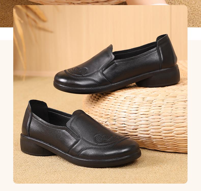 Genuine Leather Soft Sole Slip-on Shoes for Women, Non-slip, Comfortable, Plus Size, Autumn Style - Model 801319