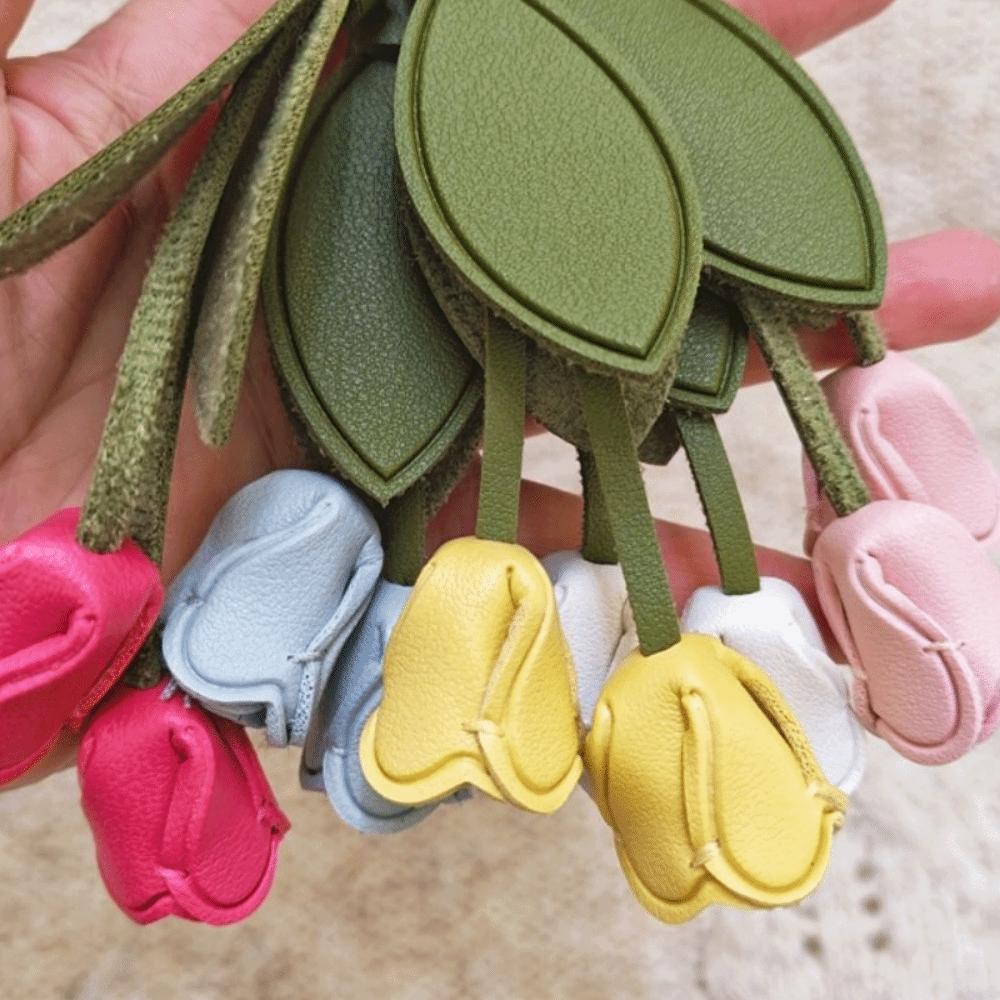 Cute Hanger Tulip Leather Pendant DIY Cartoon Flower Pu Keychain Creative Fashion Bag Charm Car Keyring