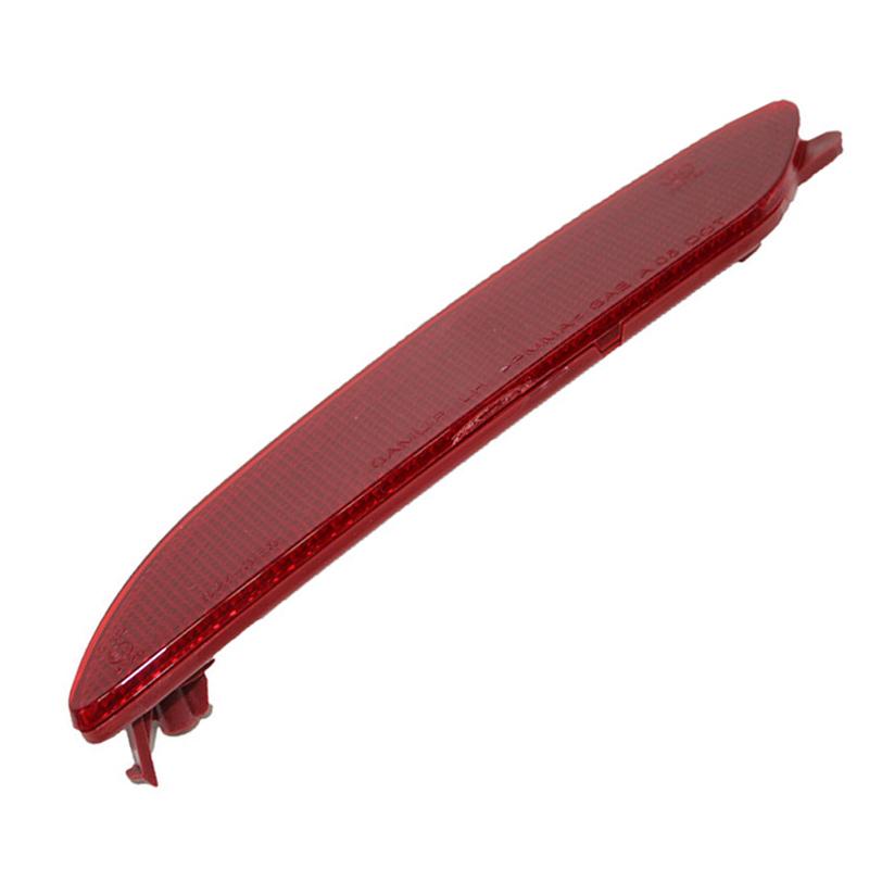 Automotive Parts Bumper Reflector Vehicle Maintenance Easy Installation Part Number 924703E550 Plastic Material