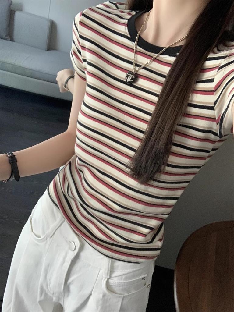 Women's Summer Retro Chic Striped Color-Block Slim-Fit T-Shirt with Short Sleeves