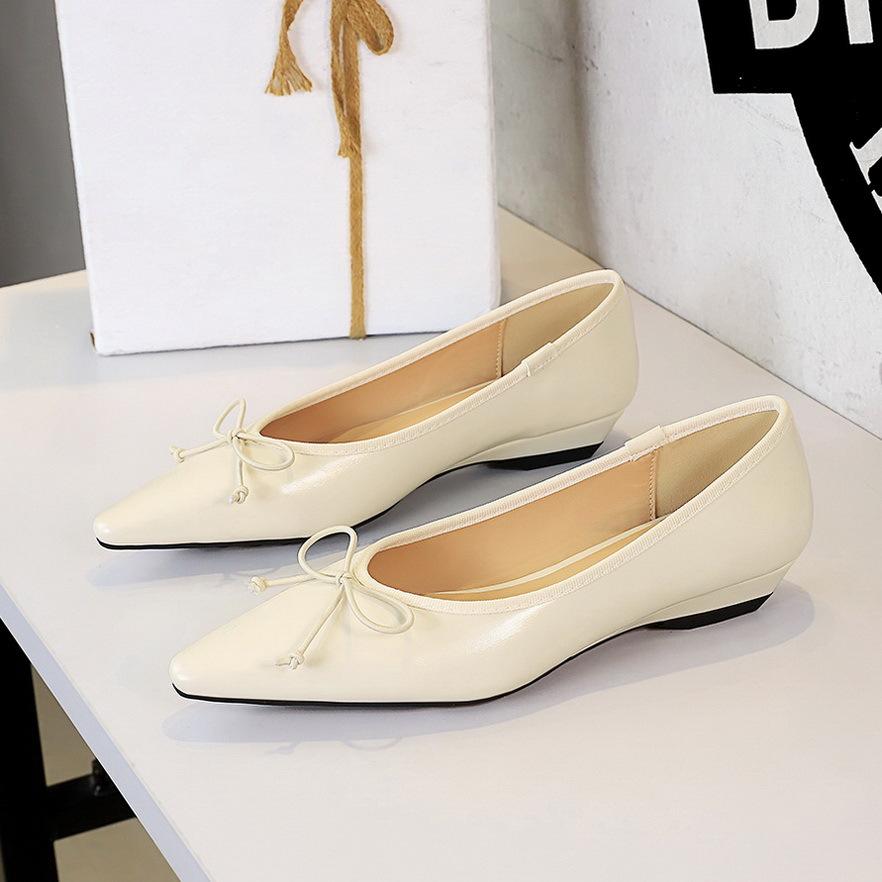 

Корейская версия остроносый нос легкие одинарные туфли низкий каблук тонкий бант наклонный каблук леопардовый принт одна педаль женские туфли 41 белый