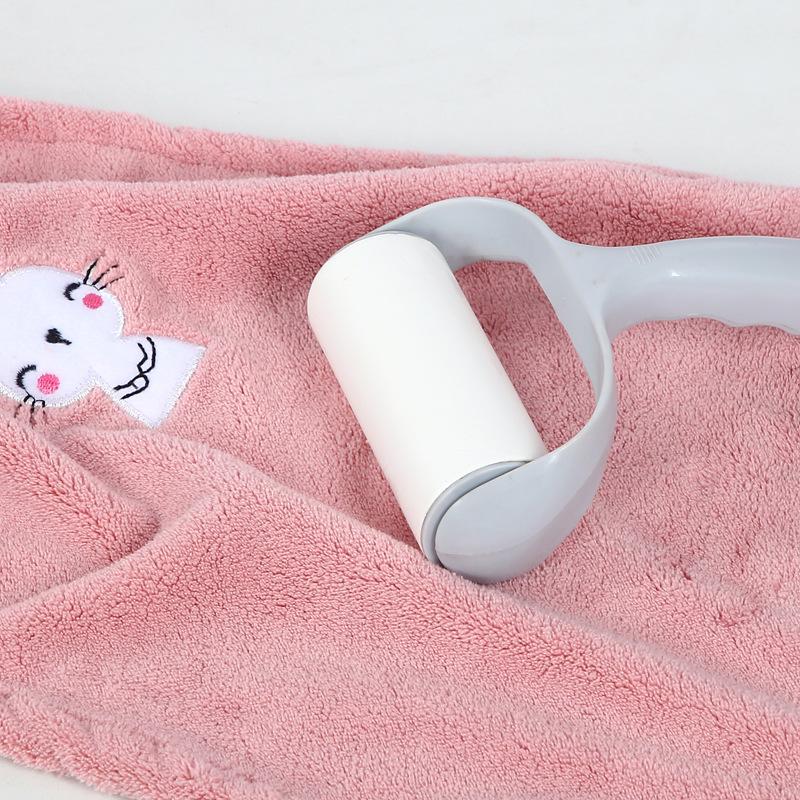 High Density Coral Velvet Cartoon Embroidery Hanging Towel Kitchen Cloth Handkerchief Absorbent Towel
