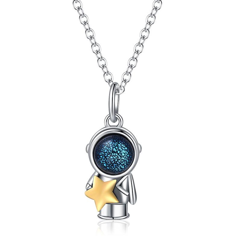 2022 Star Moon Astronaut Couple Necklace Men And Women A Niche Design Light Luxury Collarbone Chain Tide