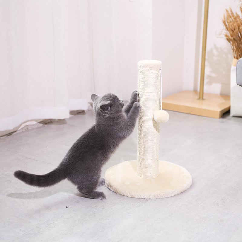Albero tiragraffi per gatti in sisal con tiragraffi, molare per dentizione e giochi stimolanti per gattini e gatti adulti.
