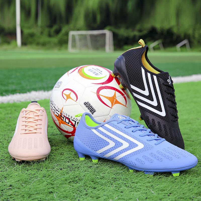 Men ‘S Football Shoes Outdoor Sneakers Children Spike Football Shoes Non -Slip Spike Competitive Sports Training