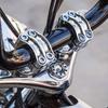 HDBUBALUS Motorrad Lenkerposten Zoll Motorrad Lenkererhöhung 32mm Lenkerbefestigungshalter Klemme Universal für Harley 2 Stück Chrom Aluminium