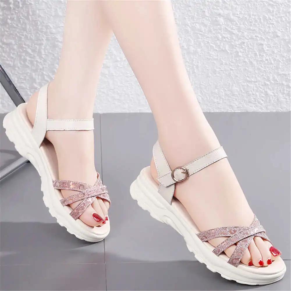 Fashion Autumn-spring Non-slip Sole Woman Black Sandals Women Transparent Shoes Health Slippers Sneakers Sport Joggings Footwears