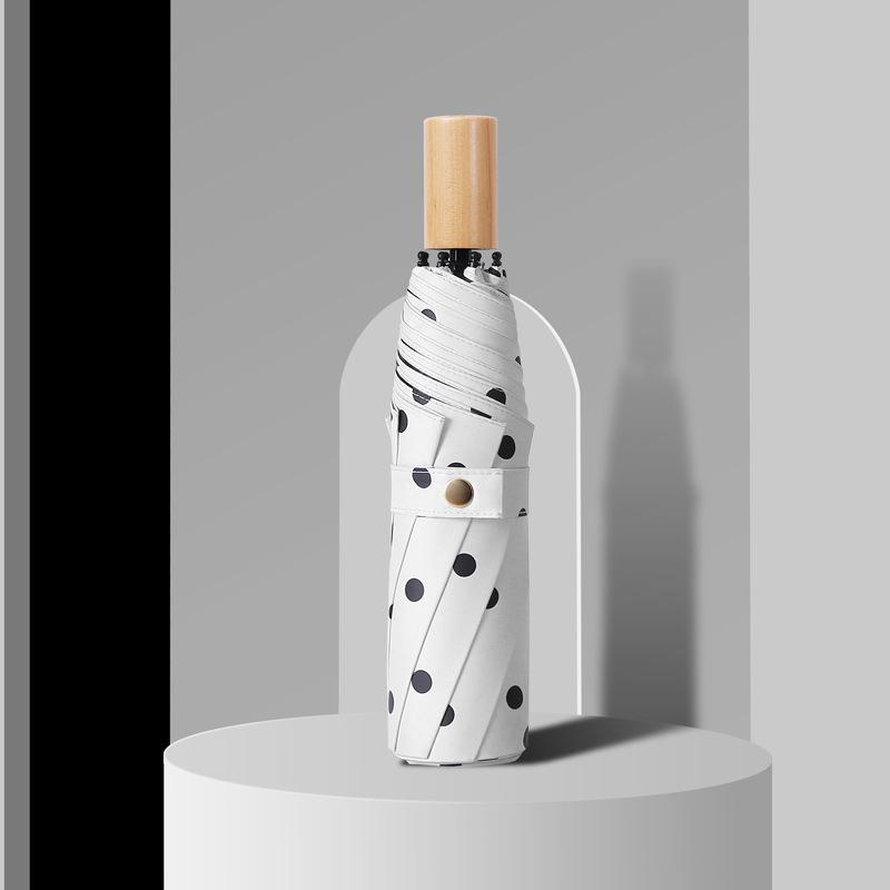 Small fresh vinyl wooden handle three-fold umbrella men's and women's umbrellas simple retro polka dot umbrella parasol