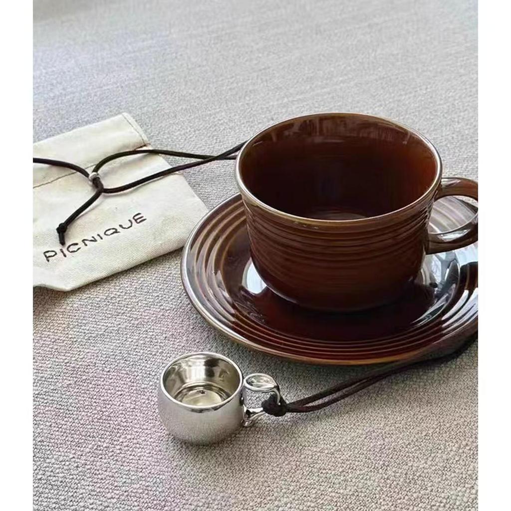 Retro Cup Pendant Necklace: Versatile, Unique Design for Women