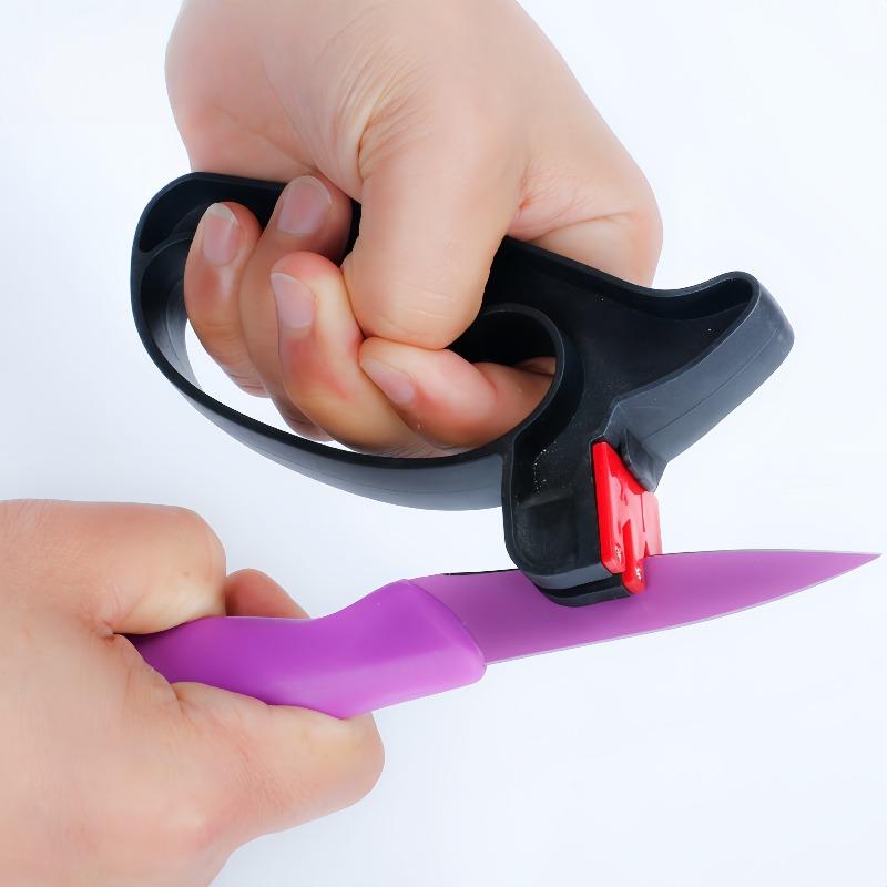 Two-port Mini Knife Sharpener Household Fast Hand-held Knife Sharpener Lightweight and Ergonomic Multifunctional Knife Sharpener