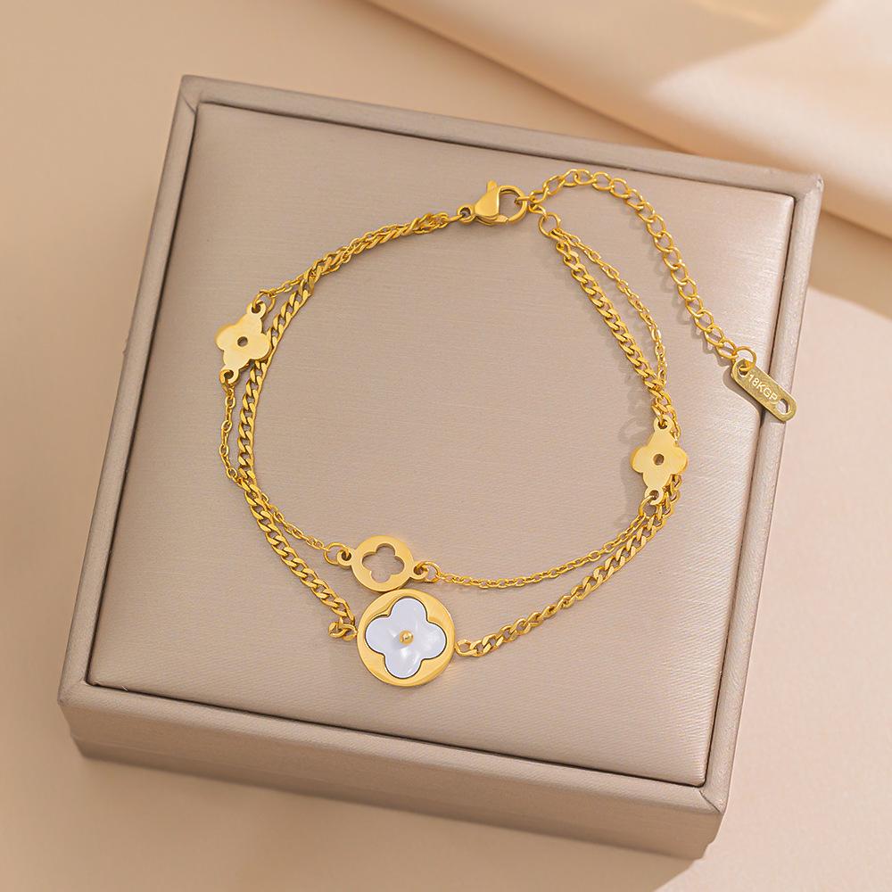 Новый Браслет Четырехлистник из Титановой Стали Популярный в Интернете Женский Полый Браслет для Лучших Подруг