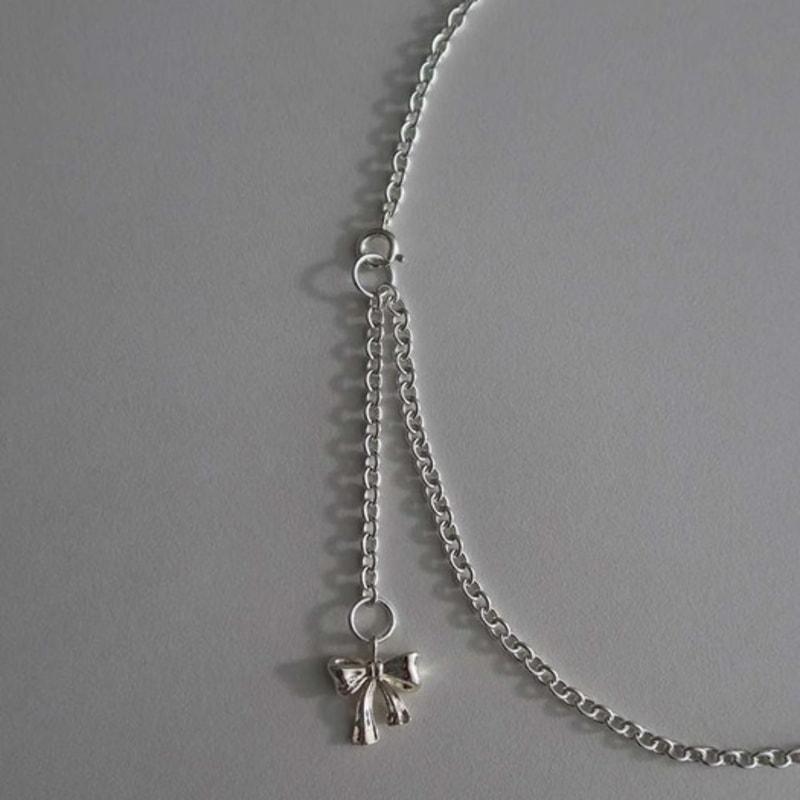 

MIDNIGHT MOMENT ribbon bold chain necklace silver