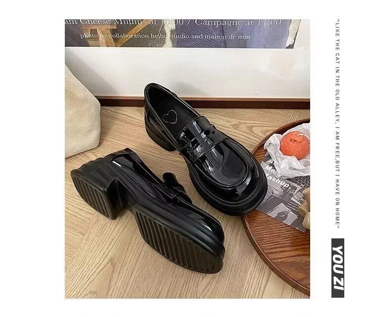 Módní lodičky pro ženy Slip on Square Mid Heels Kulaté špičky Boty Oxford pro ženy Pevné boty na platformě Velká velikost