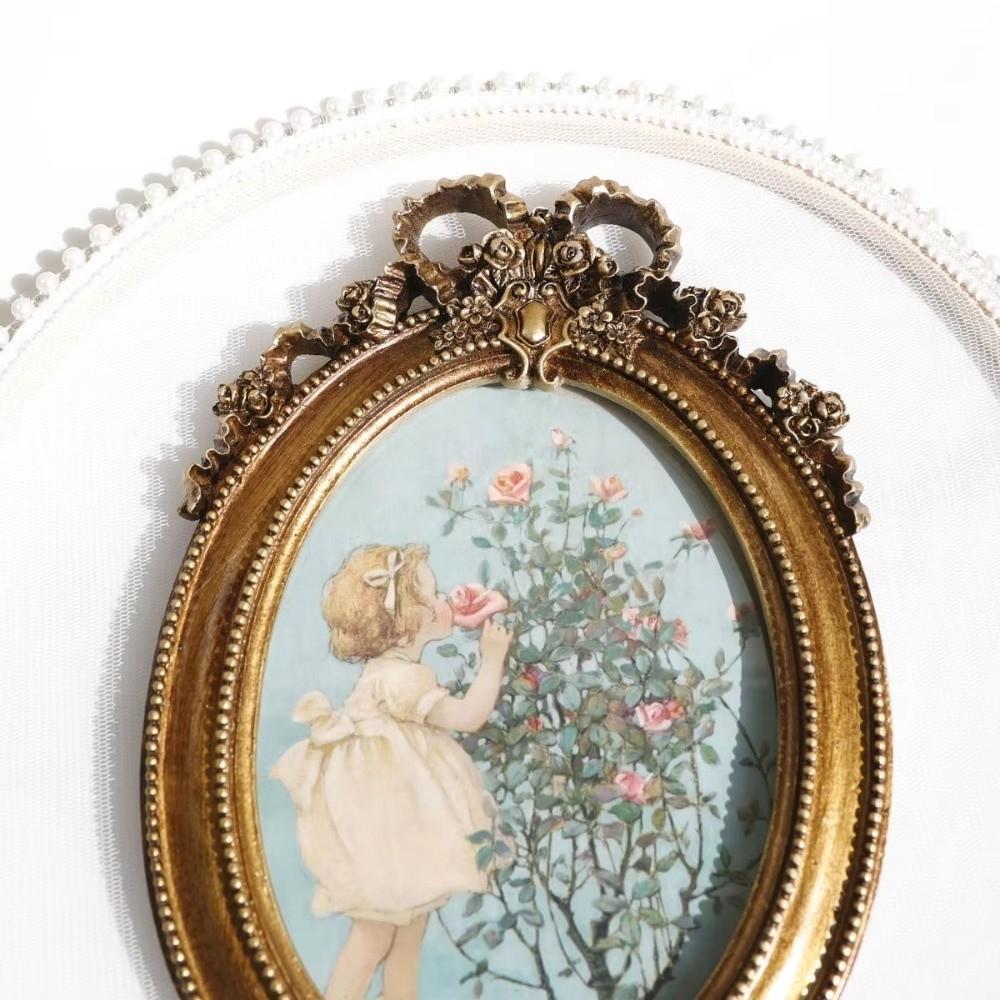 Vintage Photo Frame Golden Desktop Ornament Gift Tabletop Decor  For Bedroom Study Living Room
