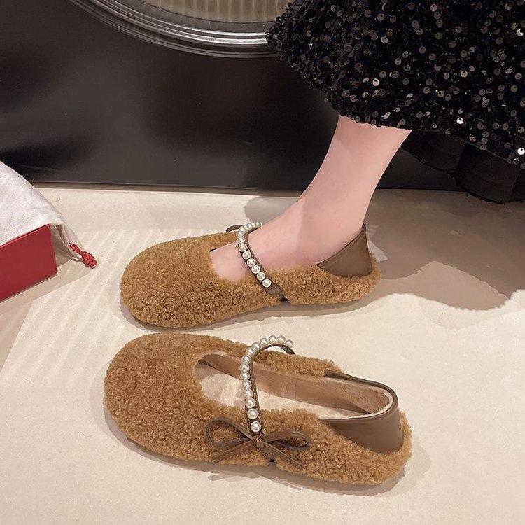 Xiaoxiangfeng Wears Fluffy Shoes Outside Women's 2025 New Autumn and Winter Plush Warm Cotton Shoes with One Foot Plush Doudou Shoes