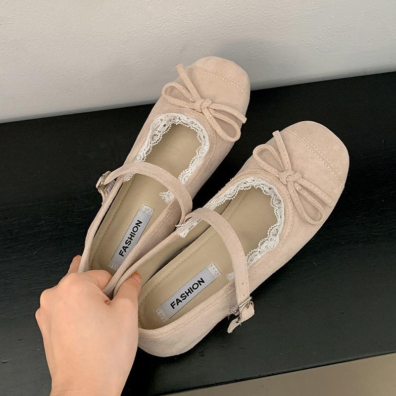 Red French retro shallow mouth inner height increase single shoes women's 2025 new spring skirt versatile Mary Jane shoes