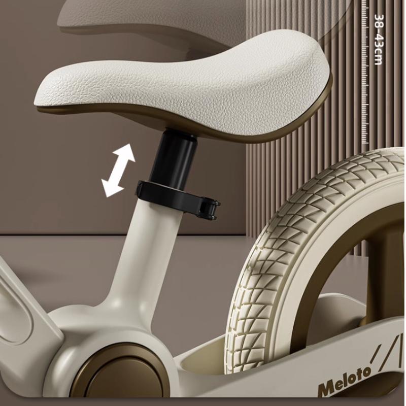 Voiture d'équilibre pour enfants de 1 à 3 ans, trottinette à quatre roues, vélo à deux roues sans pédales, yo-yo