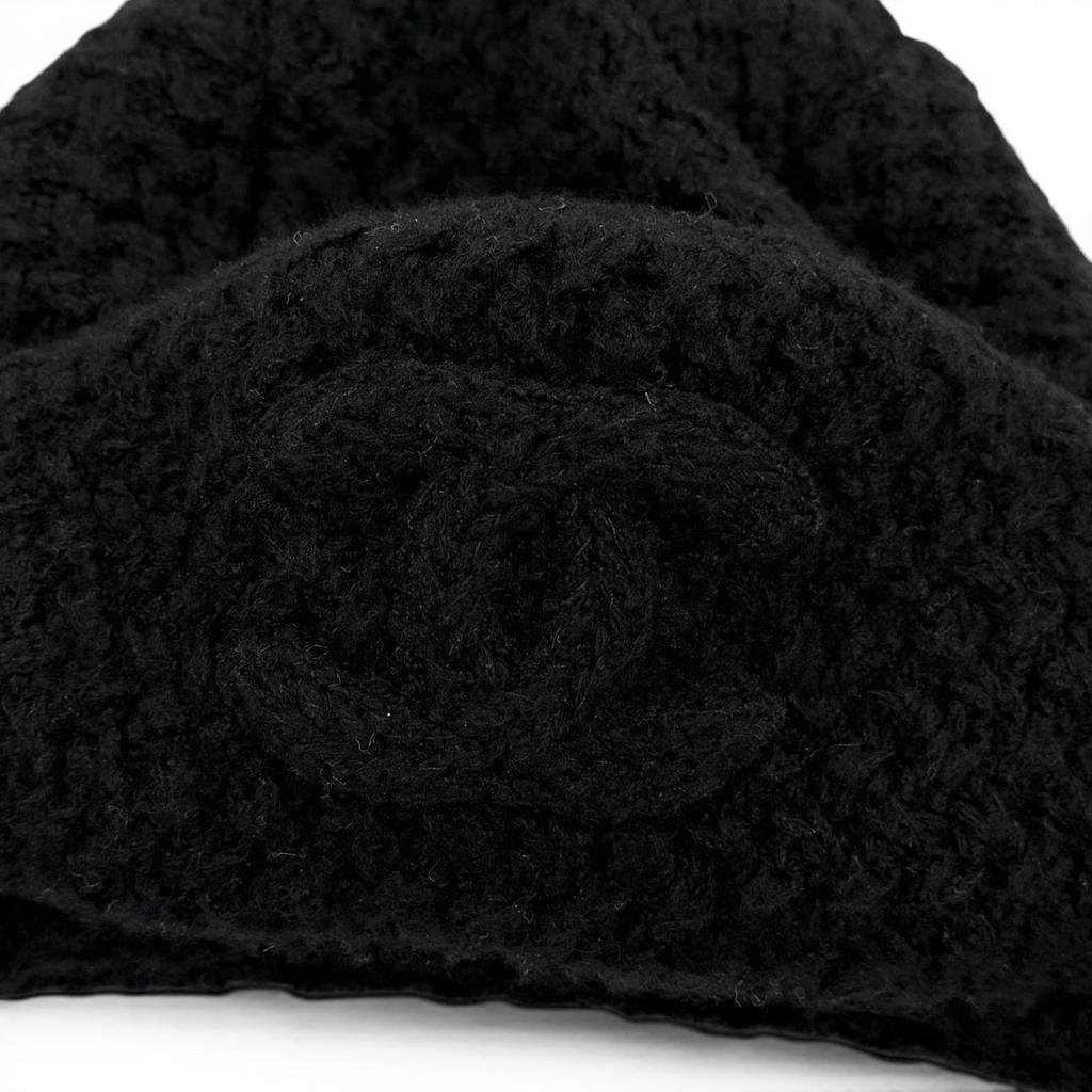 Pristine CHANEL Knit cap COCO Mark Chapka Hat Trapper Hat Flight Hat cashmere Used