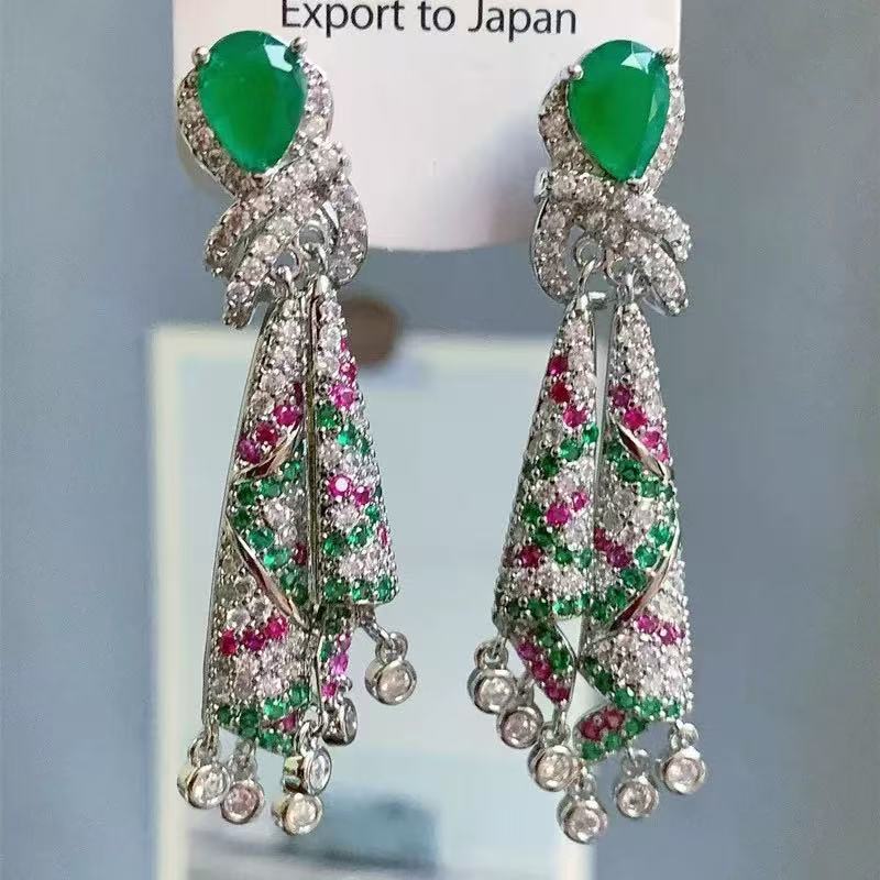 

Бриллиантовые серьги-пусеты с кисточками в виде капли воды, серьги в ретро-стиле, серьги с повышенным чувством, персонализированные серьги для женщин, осень и зима