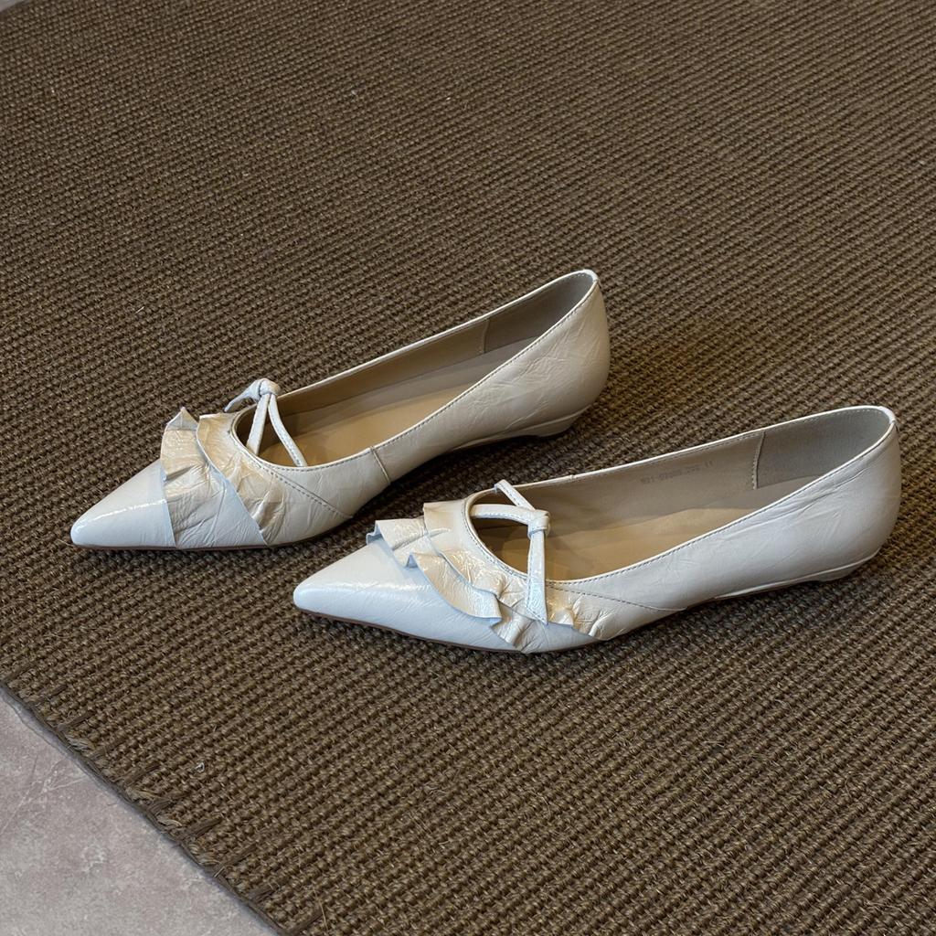Design Sense Niche New Pointed Ruffle Edge Shallow Mouth One Pedal Versatile Flat Shoes Single Shoes