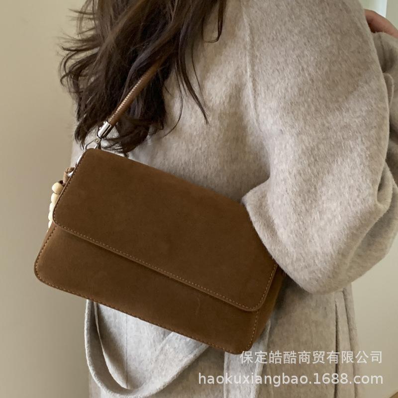 Suede bag women's large capacity 2025 new autumn and winter versatile messenger bag single shoulder underarm commuter small square bag