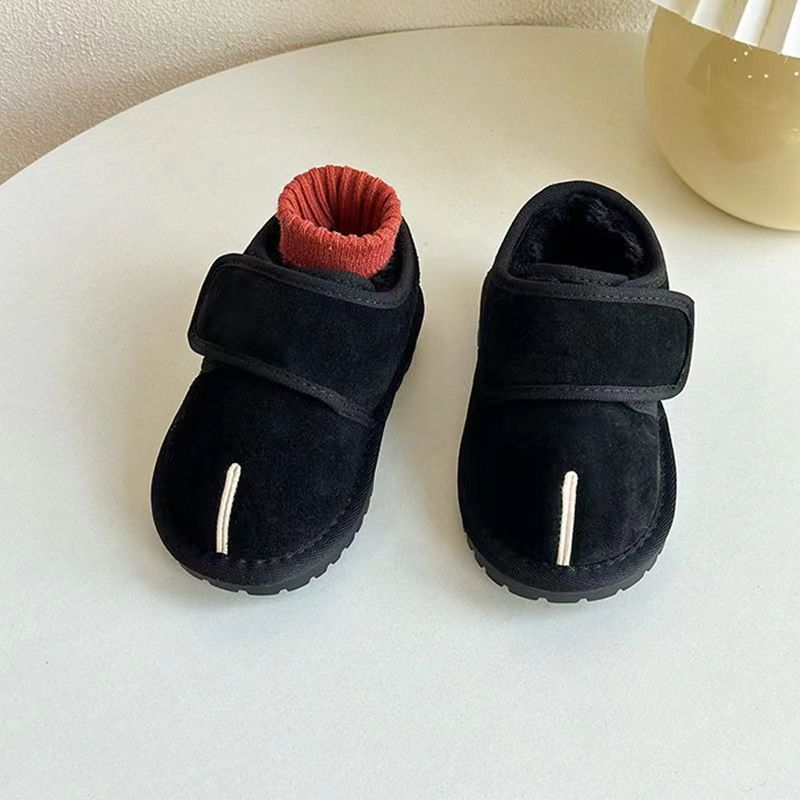 

Children s cotton shoes, new winter models, boys baby shoes, girls fleece-lined warm cotton boots, children s short snow boots 17Inner Length12CM чёрный