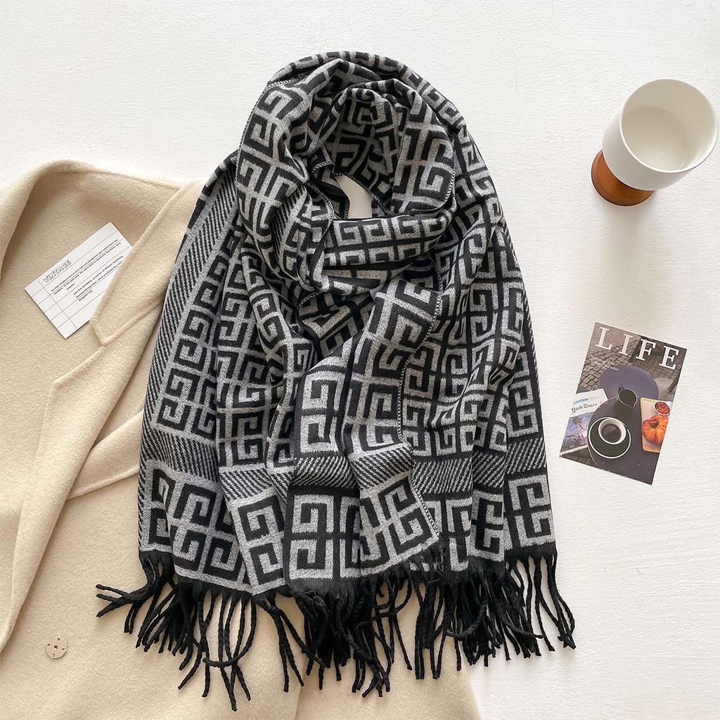 Autumn and winter classic geometric paper pattern imitation cashmere jacquard thick scarf women's high-end sense versatile scarf warm large shawl