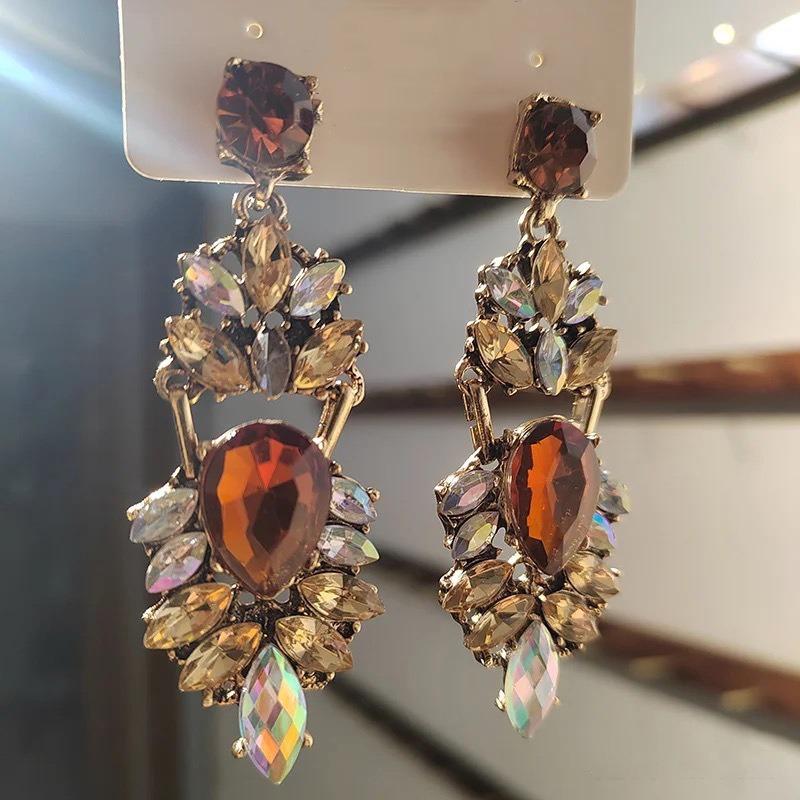 Retro Court Style Silver Needle Zircon Flower Fringed Earrings Light Luxury High-end Stud Earrings Simple Fashion Temperament Earrings