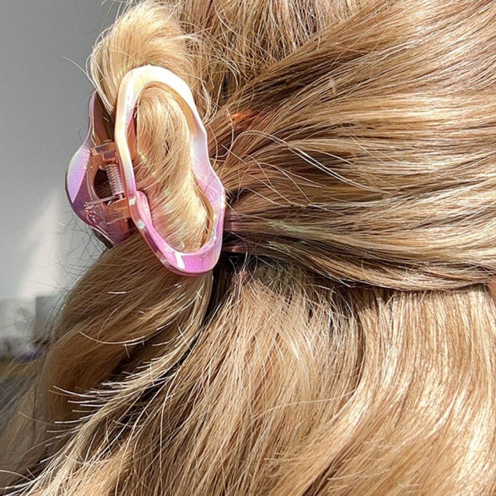 Illusory Color Cloud Shape Hair Claw Elegant Geometry Shark Clip Retro Gradient Hair Claw  Headwear