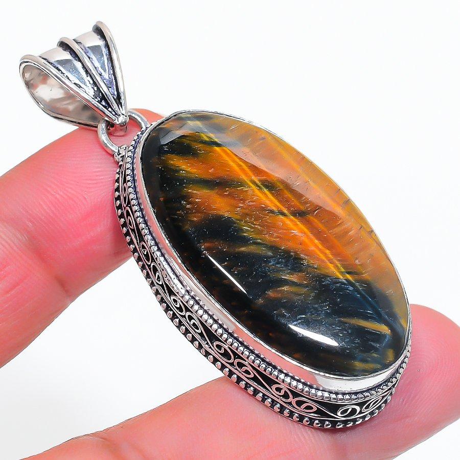 

Natural Tiger Eye Gemstone 925 Sterling Silver Jewelry Pendant 2.29 a2r73