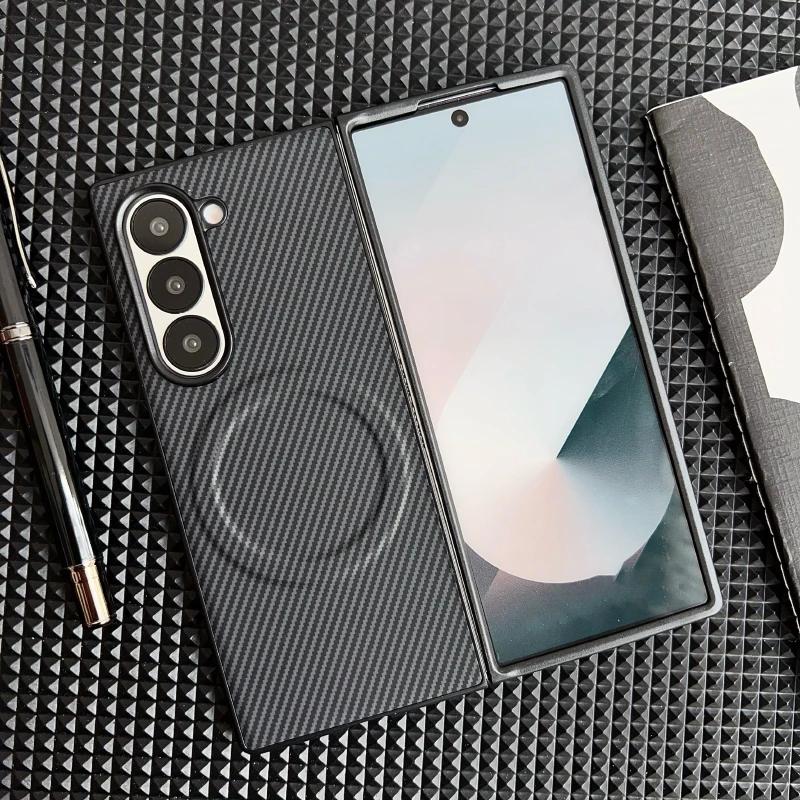 

Luxury Carbon Fiber Magnetic Phone Case for Samsung Galaxy Z Fold 7 6 5 4 3 Wireless Charging Solid Color Bumper Anti-Wear Cover Galaxy Z Fold4 чорний