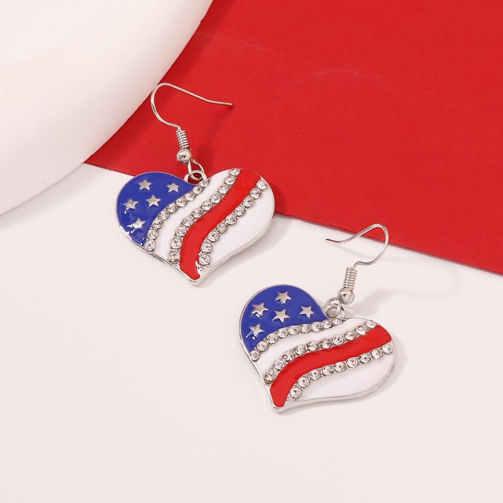 The Red, White and Blue Interlaced National Flag Heart-shaped Earrings Are Fashionable, Trendy and Exquisite