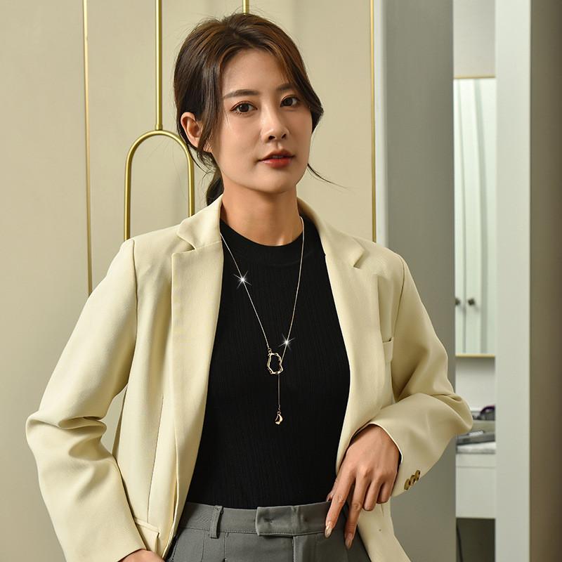 Fashionable Sweet Minimalist Necklace For Women Featuring Geometric Tassels And 18k Gold Finish