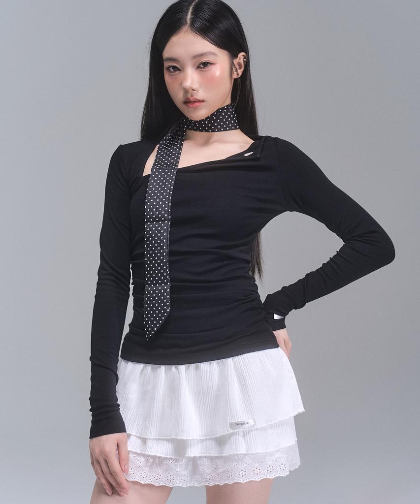 ZEROPLANET Chloe Asymmetrical Sleeve Top [Black]